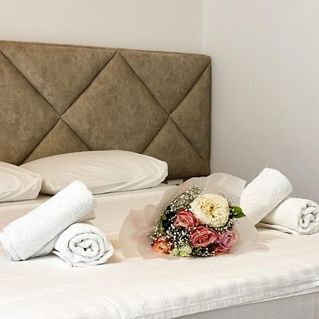 Hotel Andrea Sarandë Eksteriør bilde