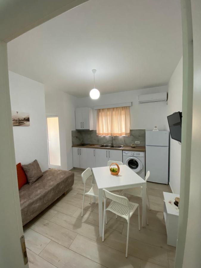 Hotel Andrea Sarandë Eksteriør bilde