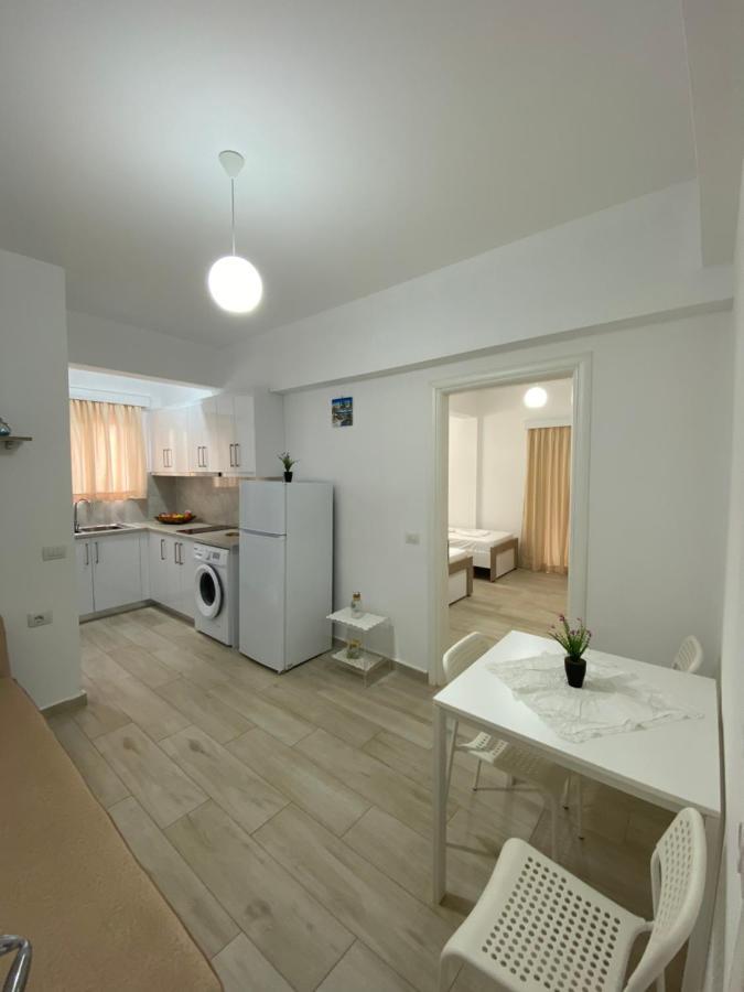 Hotel Andrea Sarandë Eksteriør bilde
