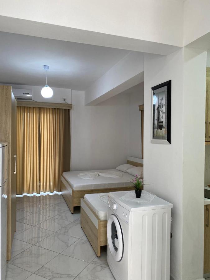 Hotel Andrea Sarandë Eksteriør bilde