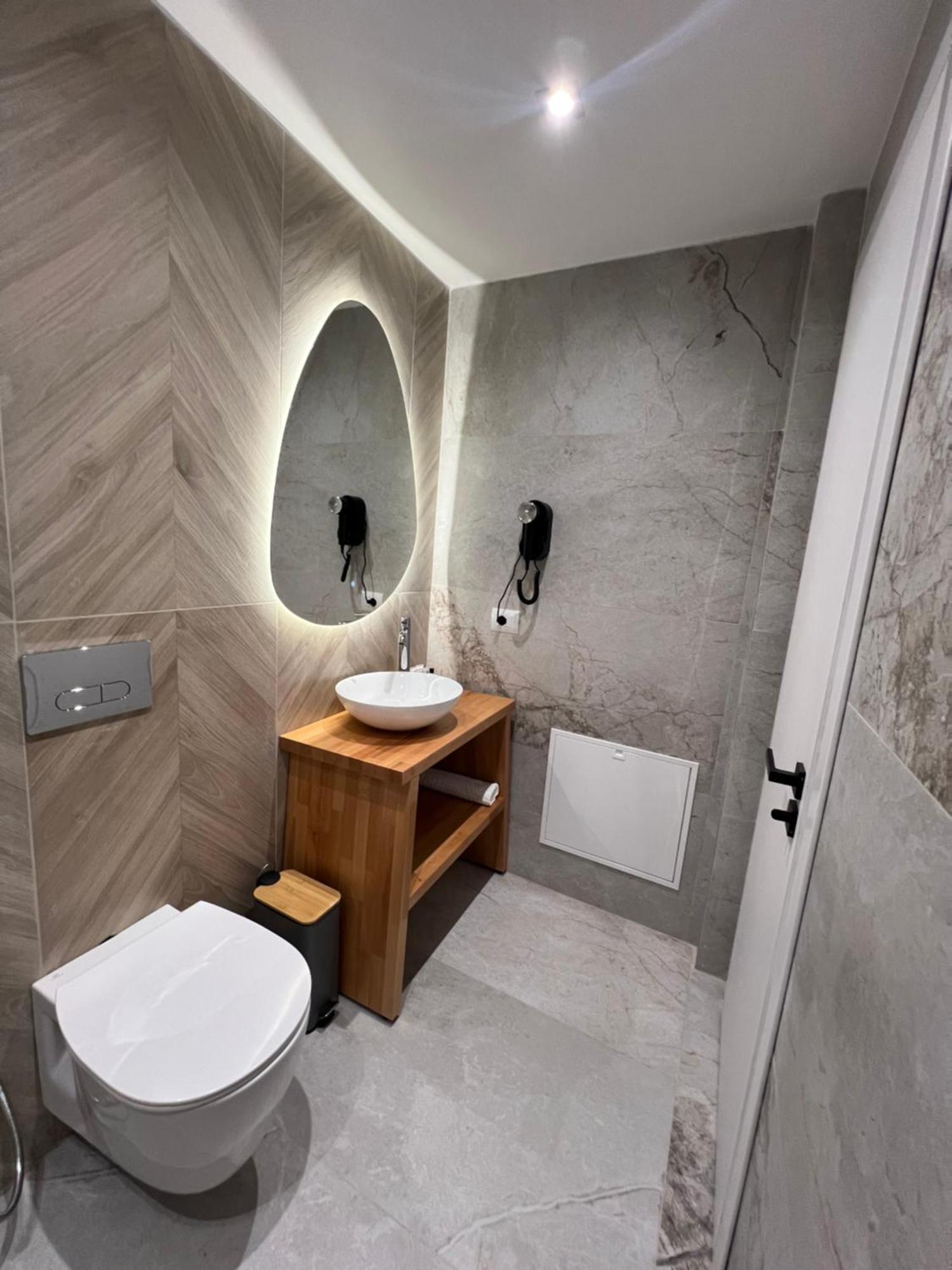 Hotel Andrea Sarandë Eksteriør bilde